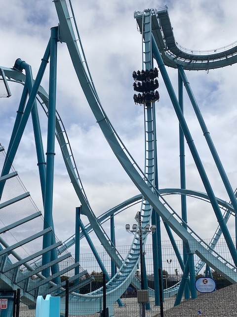 Emperor] at SeaWorld San Diego is a solid ride. Shame it doesn't have any  theming (or indeed a station building.) : r/rollercoasters