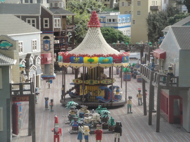 Legoland California auctions a beach house — with a tiny catch